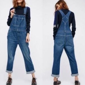 Free People Blue Jean Bib Overalls Size 24 Cotton Denim Cropped Raw Hem Pockets